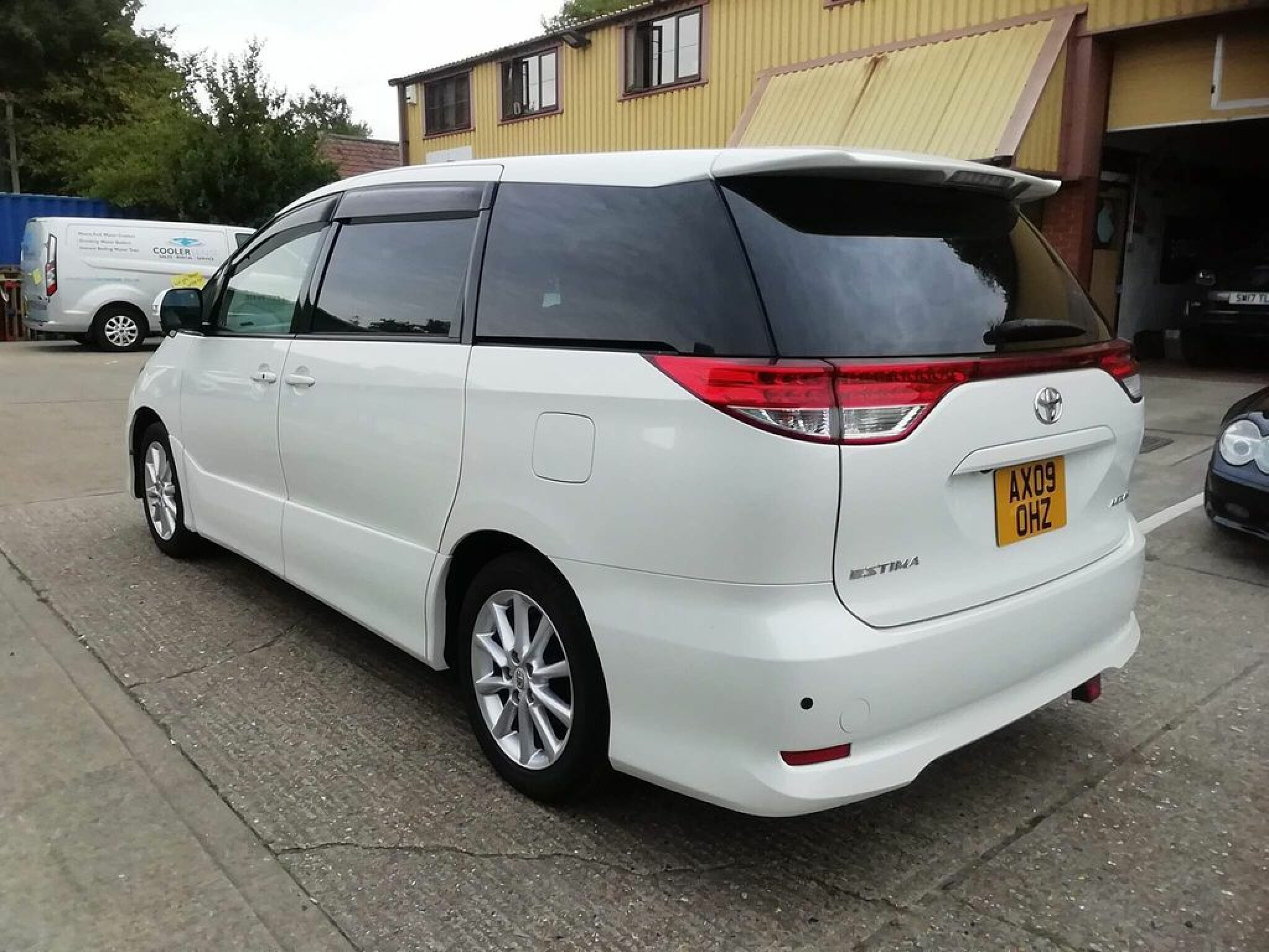 Toyota Estima 2009 (09 reg) Aeras 2.4 5dr Marcus James Cars Ltd